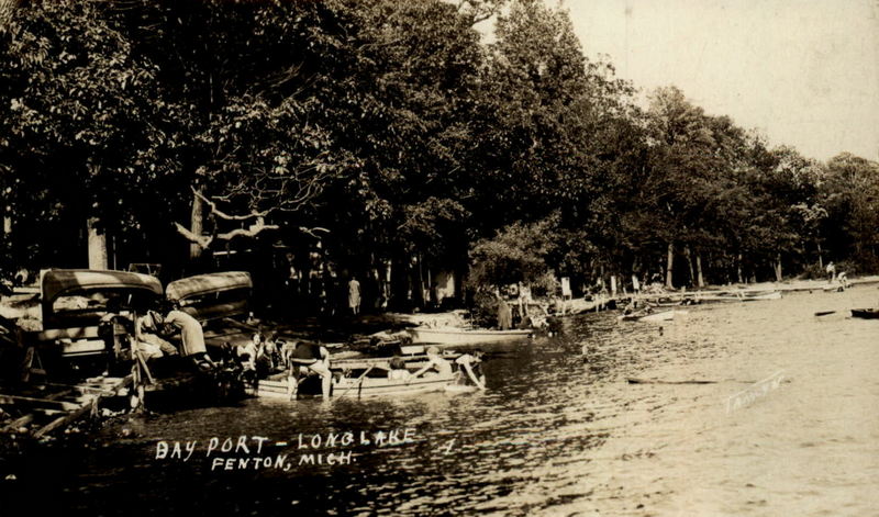 Bay Port Resort (Fenton Yacht Club) - Vintage Postcard